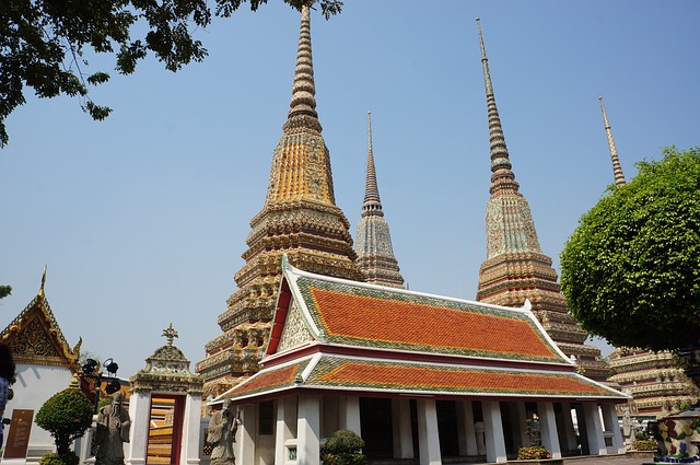 wat pho temple bangkok